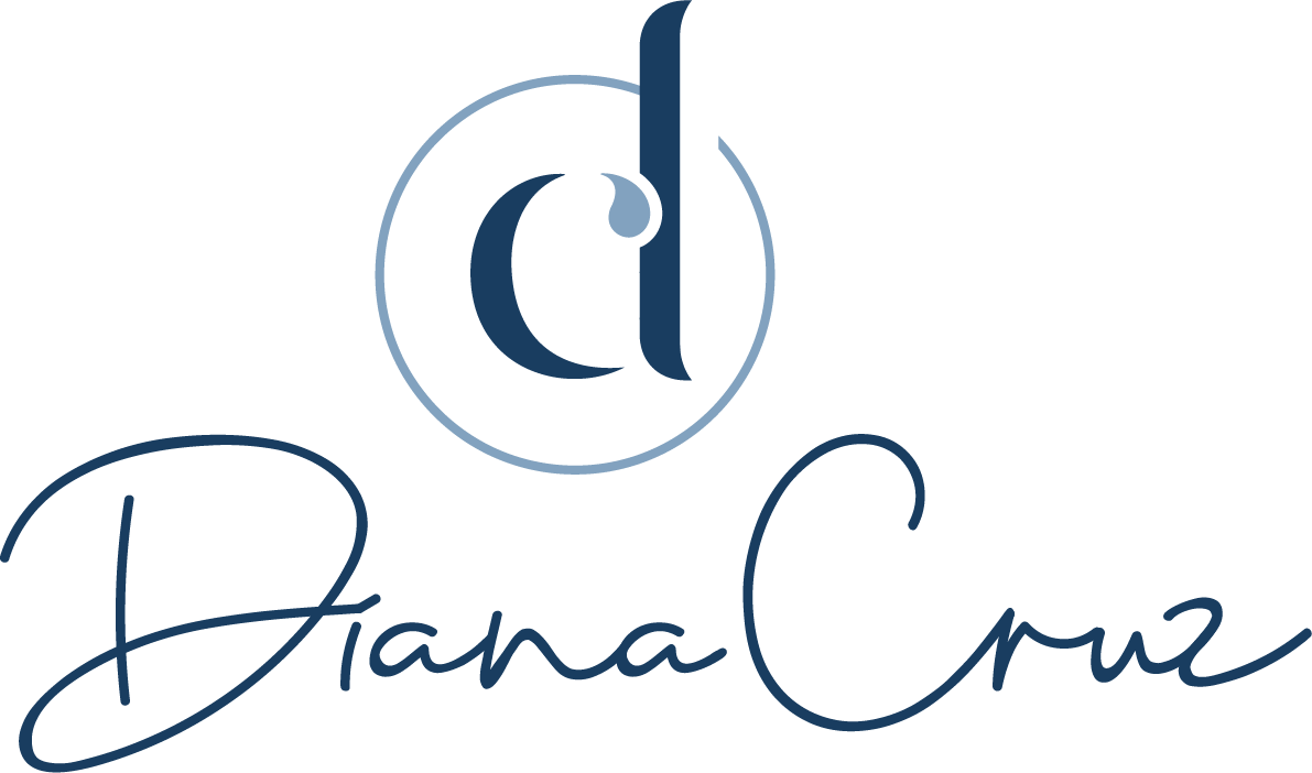 Diana Cruz Logo
